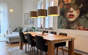 Stilvolle Altbauwohnung mit Charme
